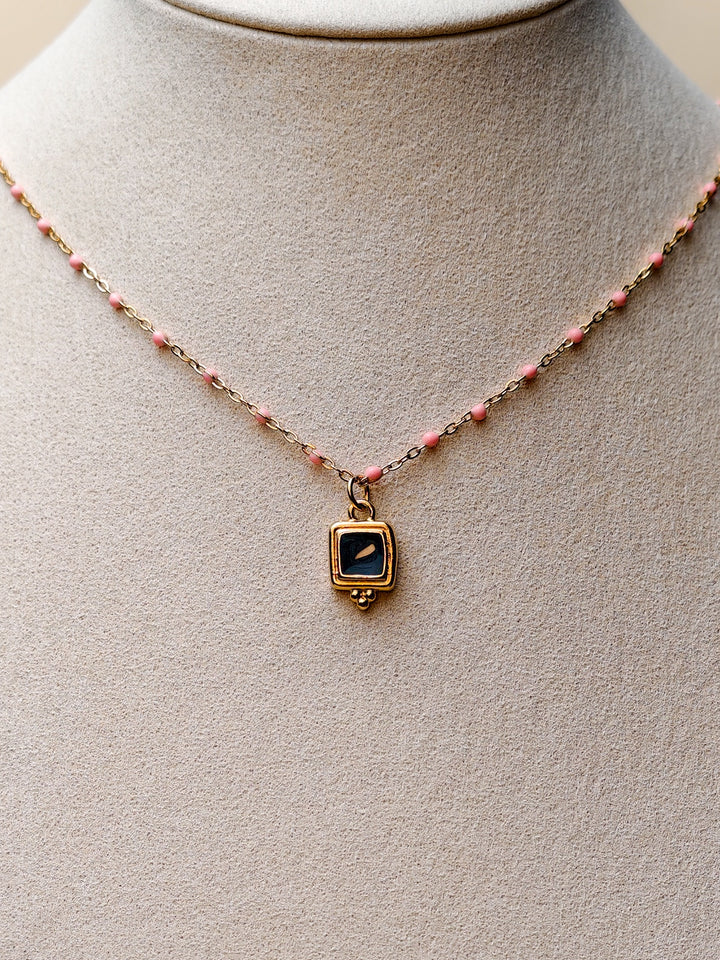Collier Naomi (pendentif et chaîne au choix)