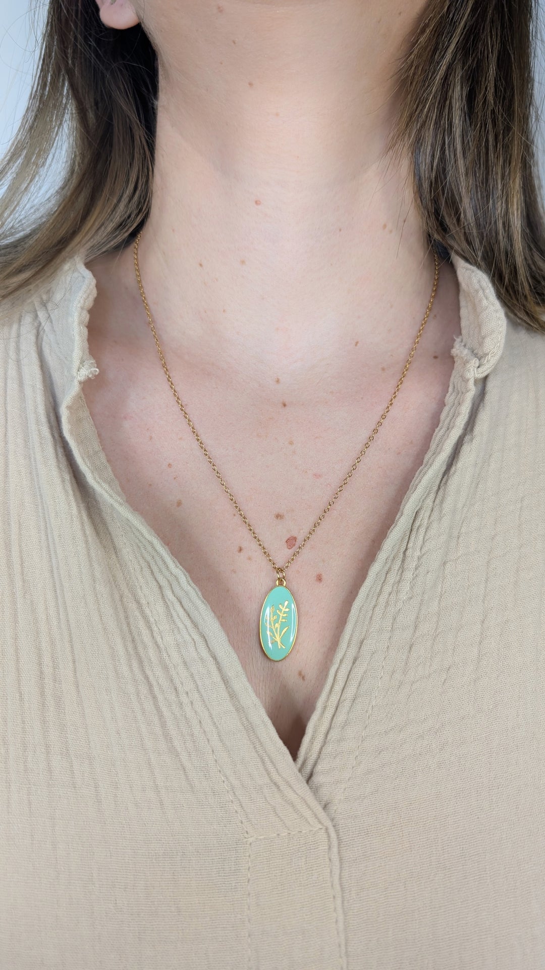 Collier mi-long Lucie (3 pendentifs au choix)