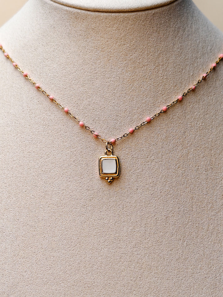 Collier Naomi (pendentif et chaîne au choix)
