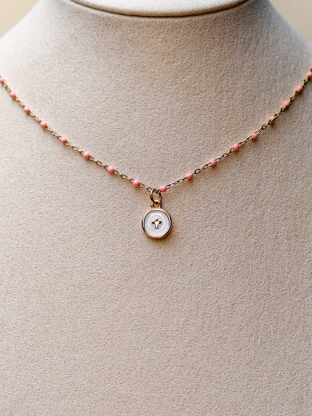 Collier Naomi (pendentif et chaîne au choix)