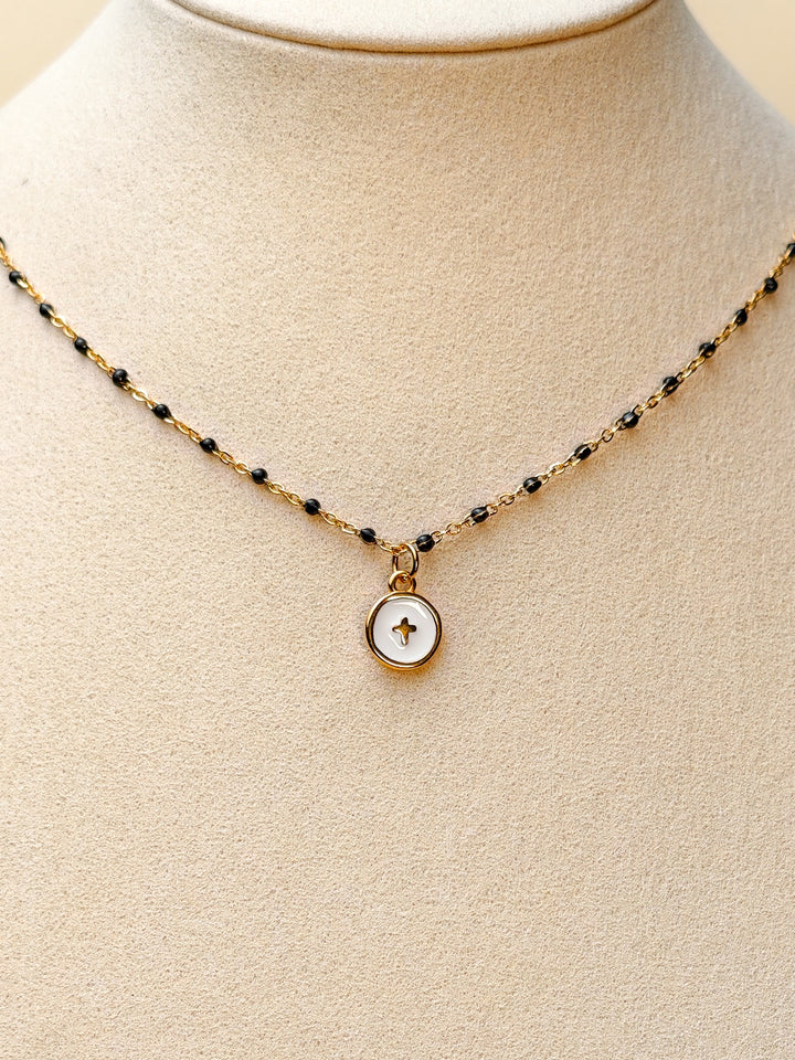 Collier Naomi (pendentif et chaîne au choix)