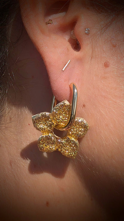 Gardenia shiny n glossy