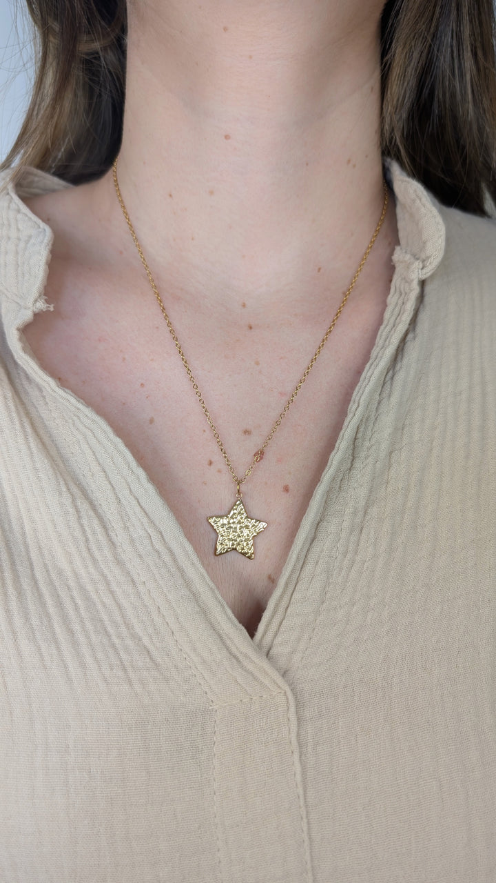 Collier mi-long Lucie (3 pendentifs au choix)
